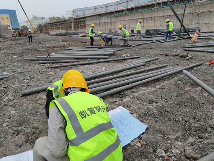 大冶螺栓球网架结构